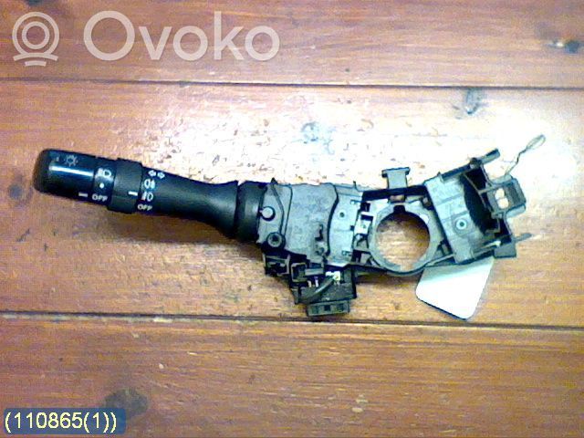 Toyota Prius (NHW20) Manetă semnalizator 