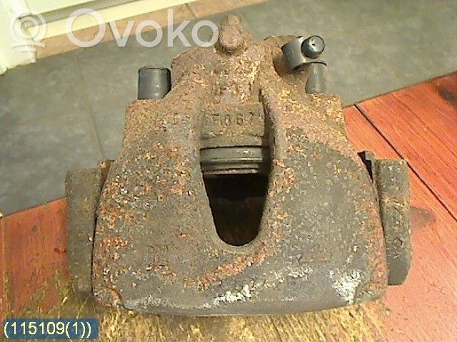 Front brake caliper