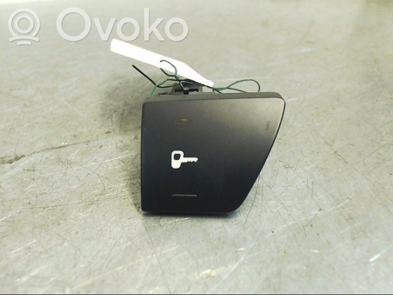 Central locking switch button   6554F3