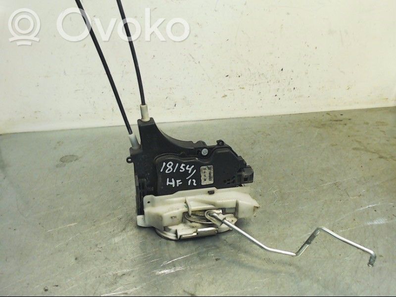 Mitsubishi L200 Etuoven lukko 