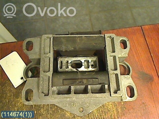 Jaguar X-Type Gearbox mount 
