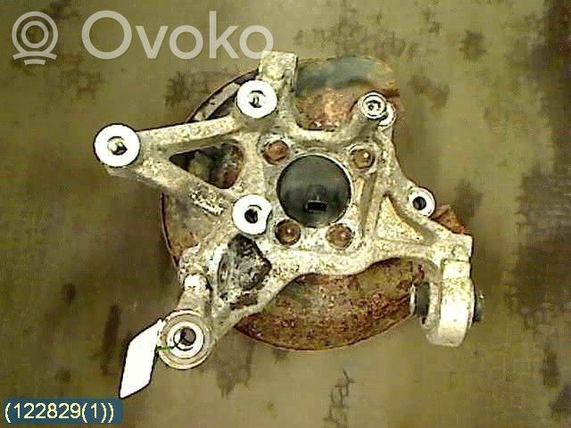 Front wheel hub