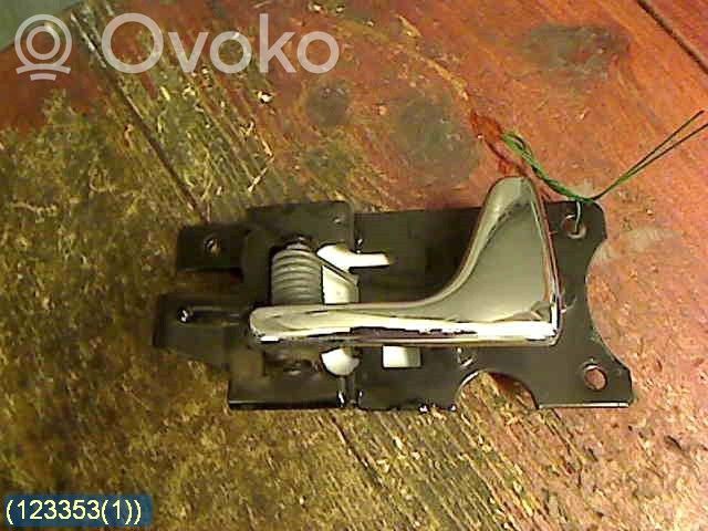 Land Rover Discovery Front door interior handle 