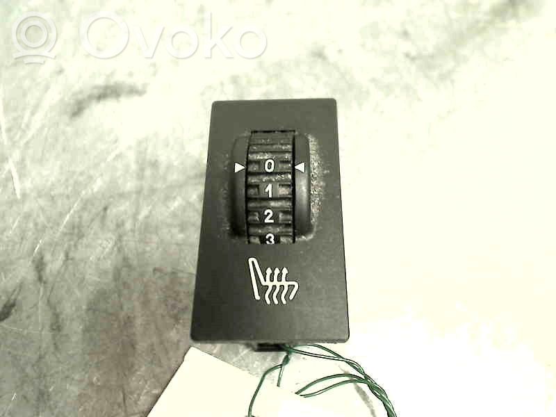 Seat heating switch   32419806,96619006XT
