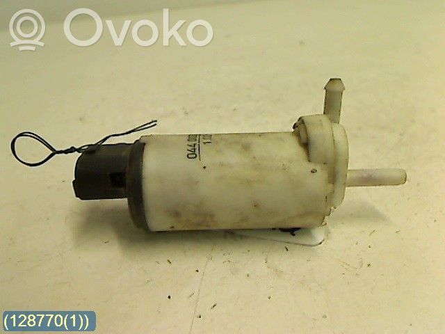 Volvo 740 Windscreen/windshield washer pump 