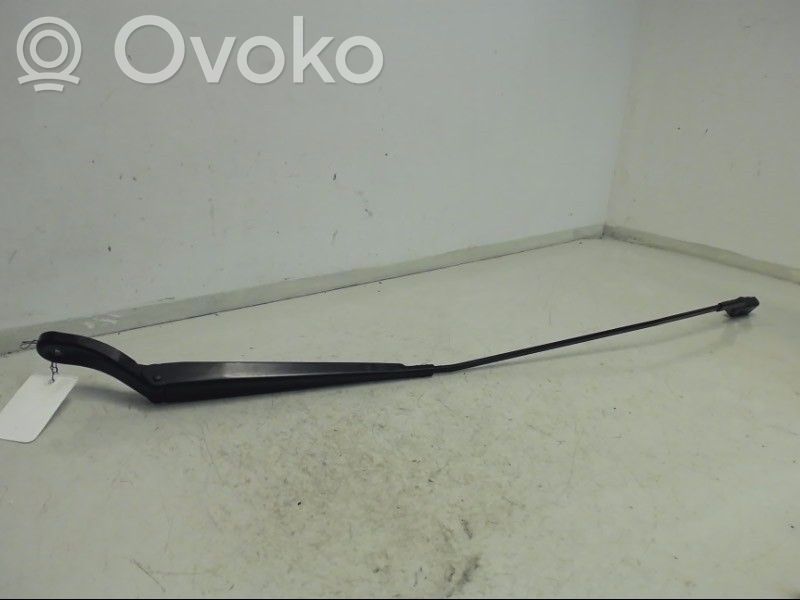 Citroen Berlingo Front wiper blade arm 