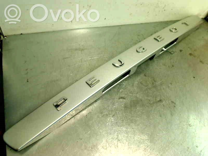 Peugeot 308 Uchwyt / Rączka zewnętrzna otwierania klapy tylnej / bagażnika 