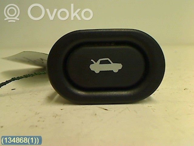 Tailgate/boot open switch button   4733440,156796IR