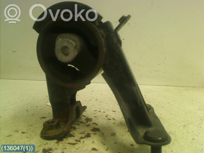 Toyota Auris 150 Engine mounting bracket 
