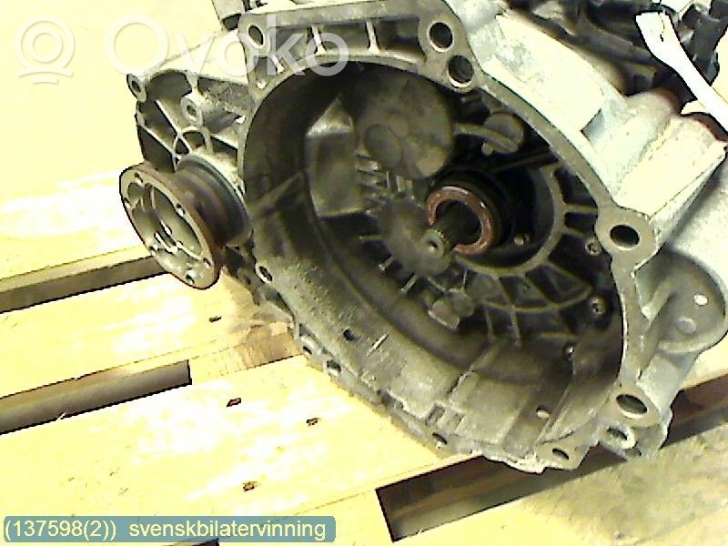 Volkswagen PASSAT B6 Manualna 6-biegowa skrzynia biegów 