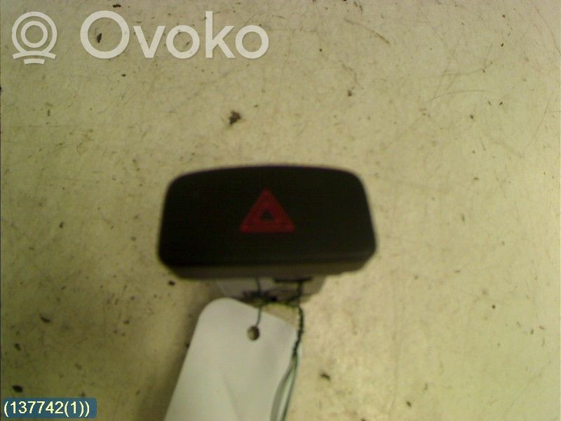 Hyundai Sonata Botón interruptor de luz de peligro 