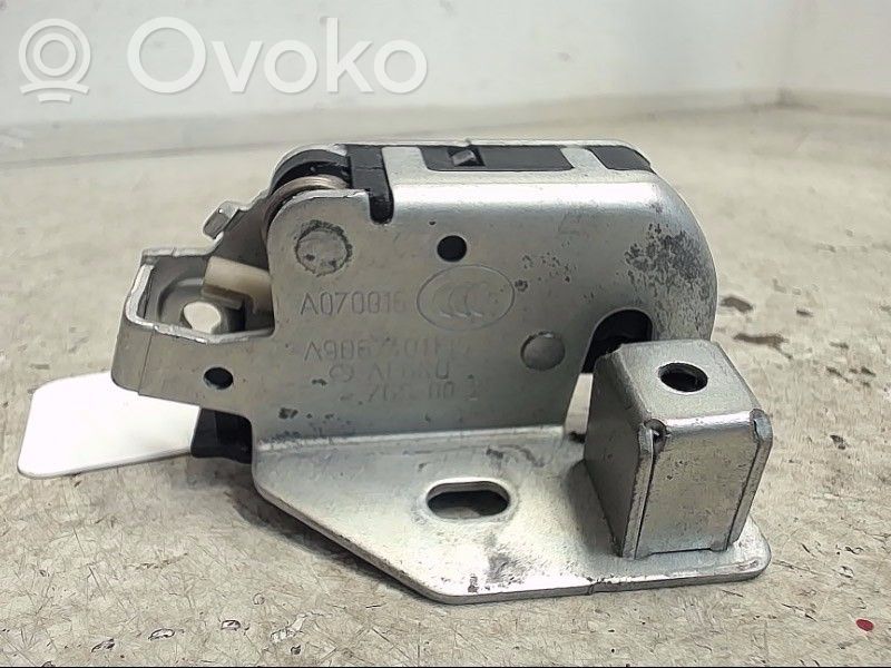 Volkswagen Crafter Rear door lock 