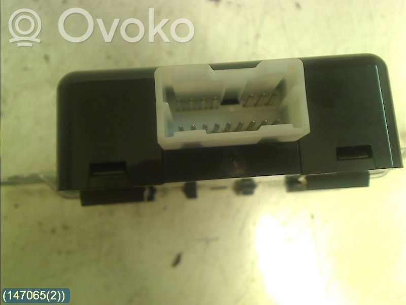Parking PDC control unit/module   957001H100,DFJ2SIEMENS
