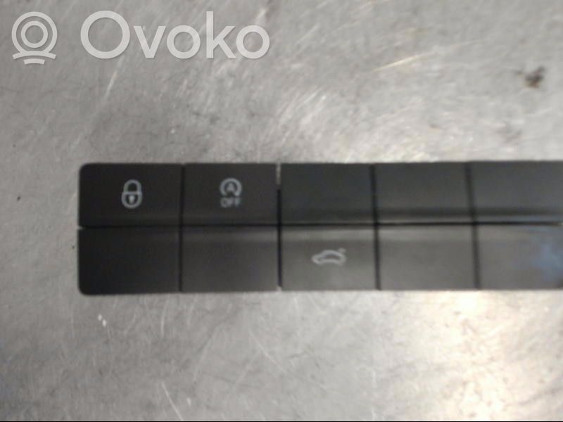 Skoda Octavia Mk3 (5E) Botón interruptor de bloqueo de puertas 