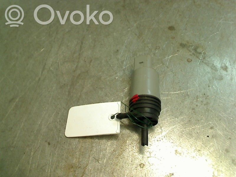 Windscreen/windshield washer pump   67127302589