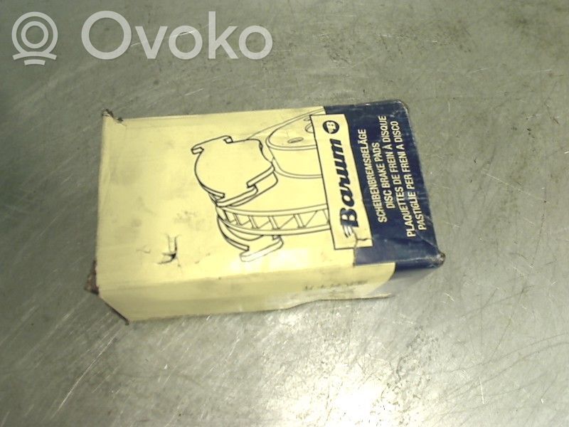 Klocki hamulcowe przednie   9192157,BA2211BARUM
