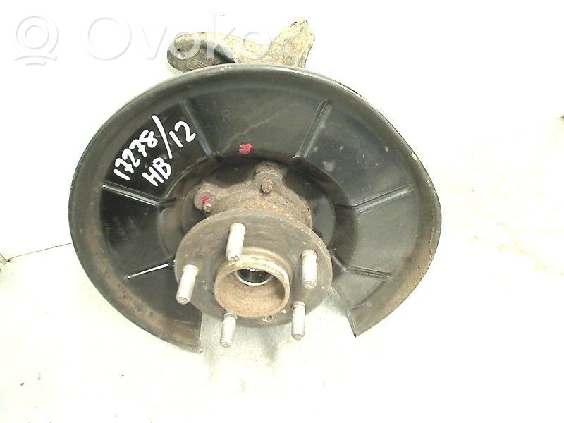 Priekinė stebulė   8V415A968BA