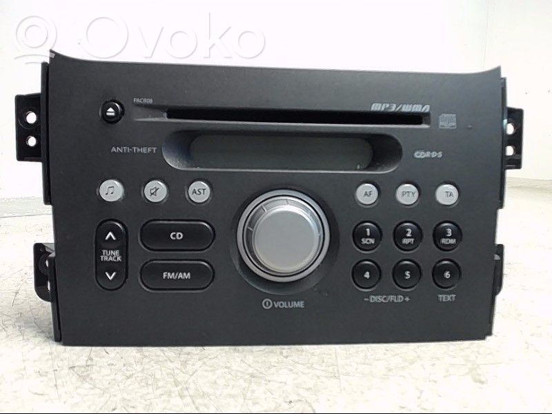 Suzuki Splash Panel / Radioodtwarzacz CD/DVD/GPS 