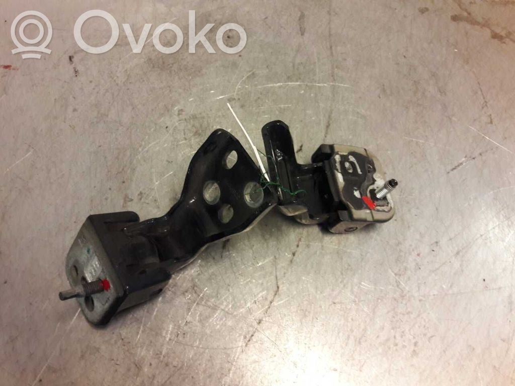 Rear door upper hinge   1752702