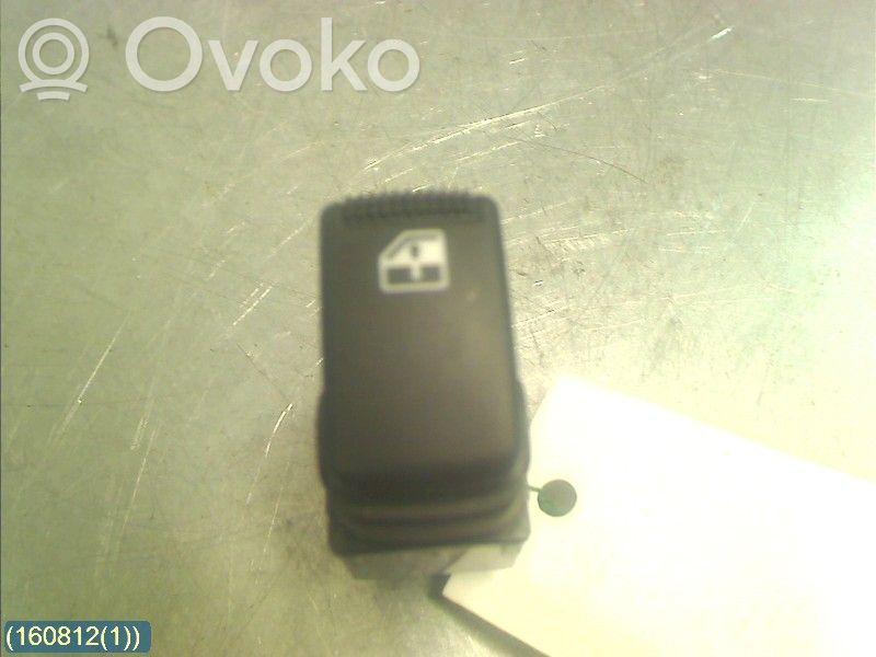 Hyundai Tucson JM Electric window control switch 