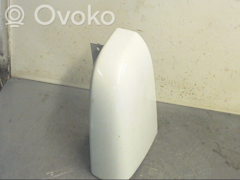 Renault Trafic III (X82) Rivestimento modanatura del faro posteriore 