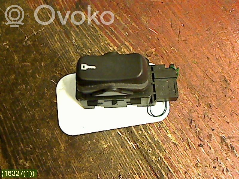 Central locking switch button   4617593,W138KALPS
