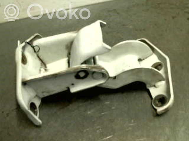 Renault Trafic II (X83) Cerniera superiore della portiera posteriore 