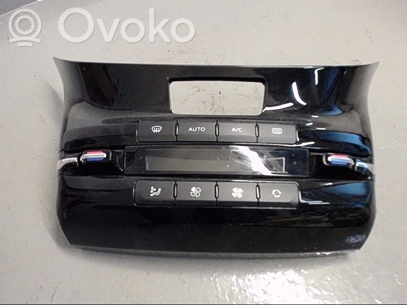 Peugeot 208 I Unitate control climatizare 