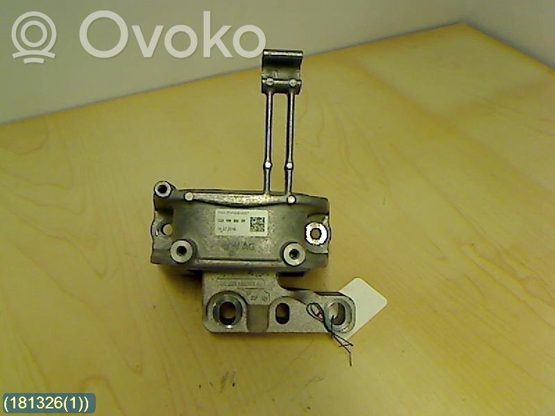 Volkswagen Golf VII Moottorin kiinnikekorvake (käytetyt) 