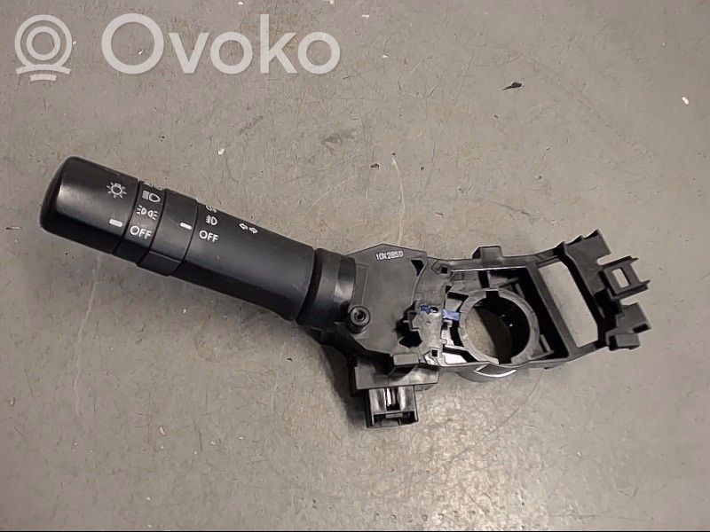 Commodo de clignotant   83195AJ070