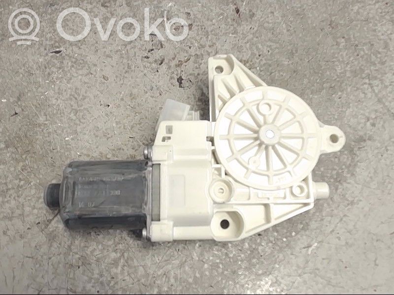 Mercedes-Benz E W212 Moteur de lève-vitre de porte avant 