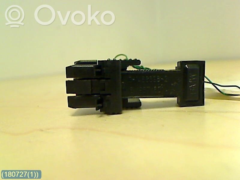 BMW 5 F10 F11 Interruttore del pedale del freno 