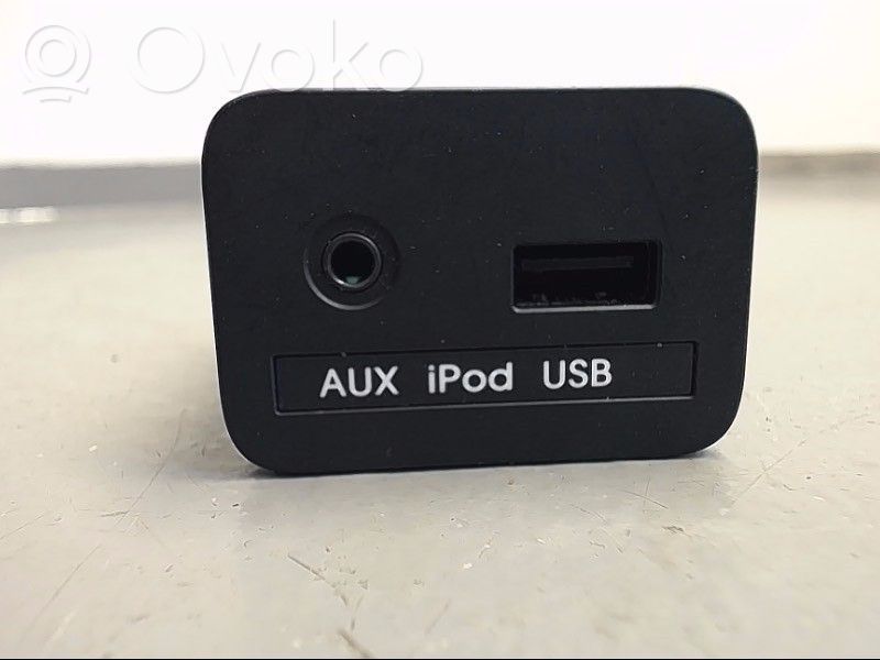KIA Optima USB socket connector 