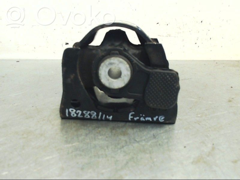 Toyota Auris E180 Engine mounting bracket 