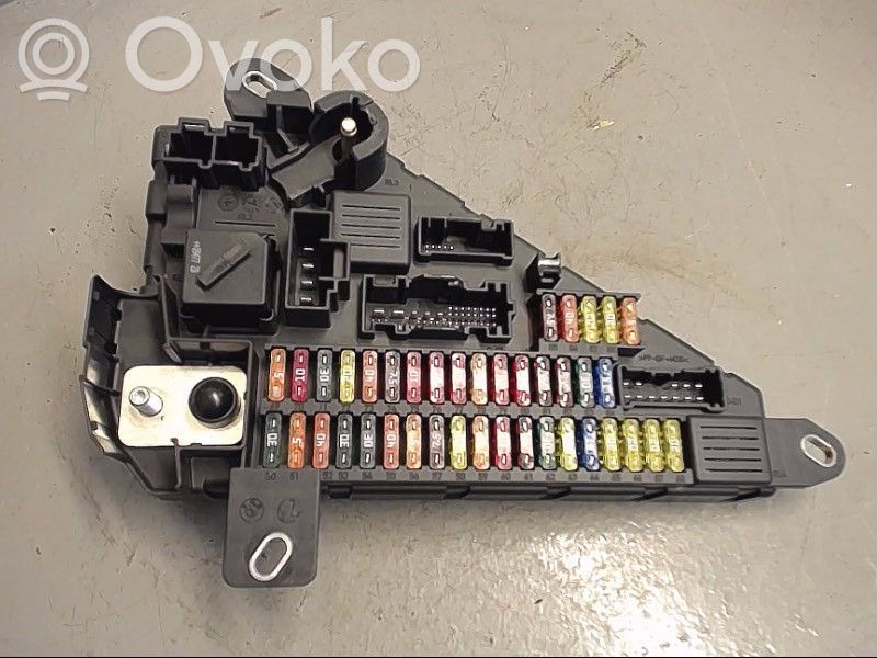BMW 5 E60 E61 Sulakemoduuli 