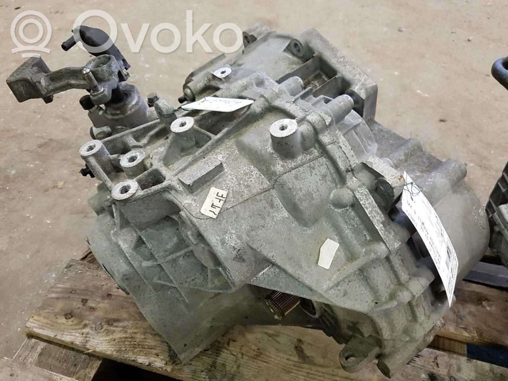 Volkswagen Tiguan Cutie viteze manuală cu 6 trepte 
