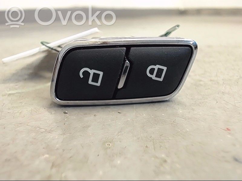 Ford Kuga II Central locking switch button 