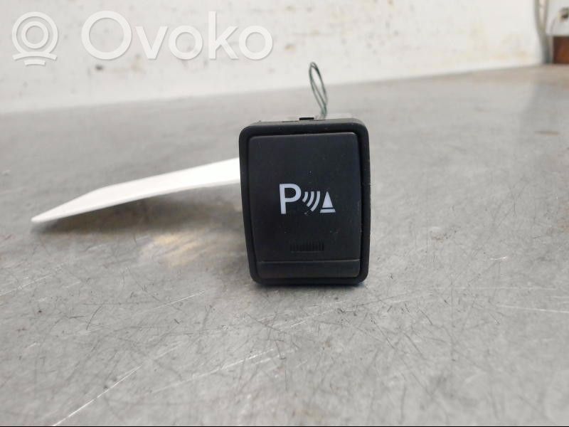 Nissan X-Trail T32 Interruptor del sensor de aparcamiento (PDC)