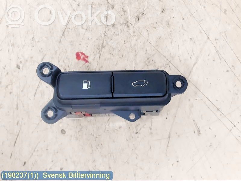 KIA Sorento Polttoainesäiliön avauskytkin