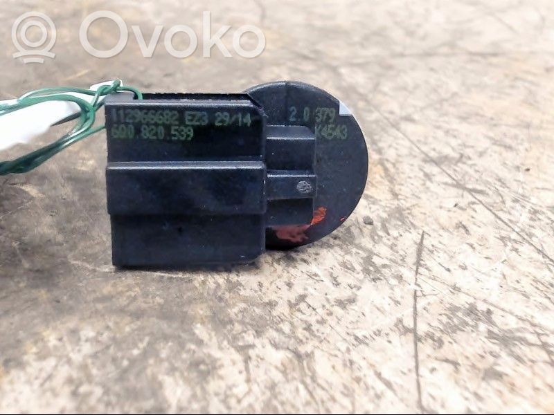 Sensor de temperatura interna   97065325300,6Q0820539