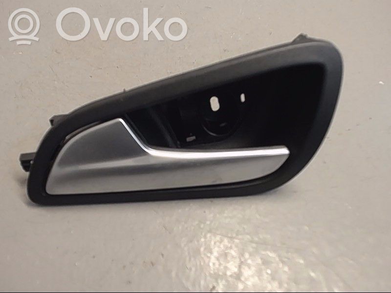 Ford Focus Front door interior handle 