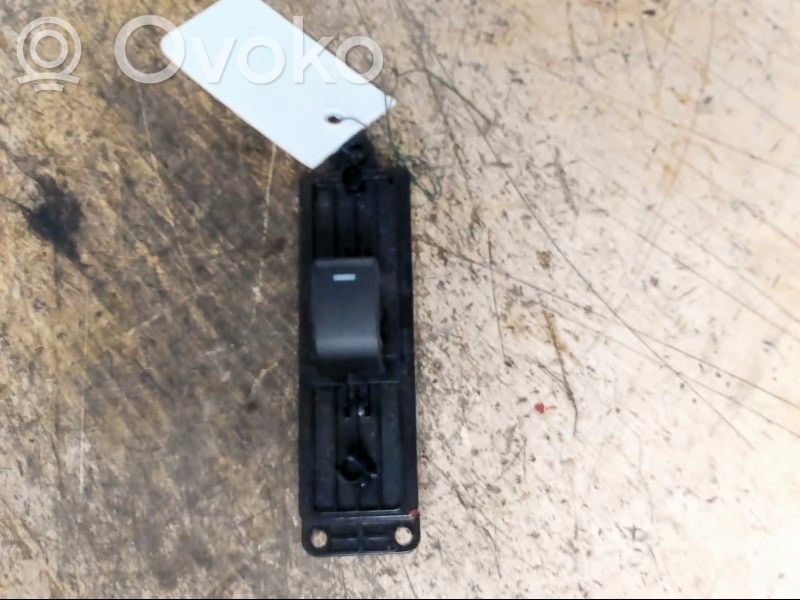 Comutator comandă geamuri electrice   GDK566380A,GDK566380A