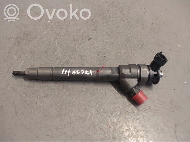 Nissan Qashqai+2 Inyector de combustible 