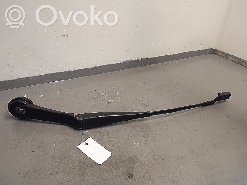 Ford Focus Front wiper blade arm 