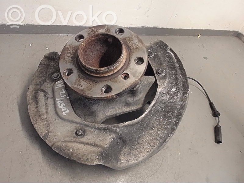 BMW 1 F20 F21 Achsschenkel vorne 