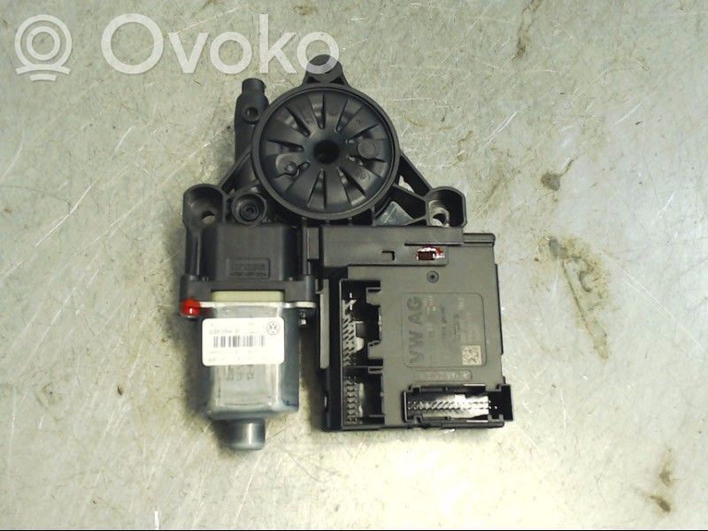 Silnik regulatora szyby drzwi przednich   3AA959701A,938384315BROSE,3AA959701A