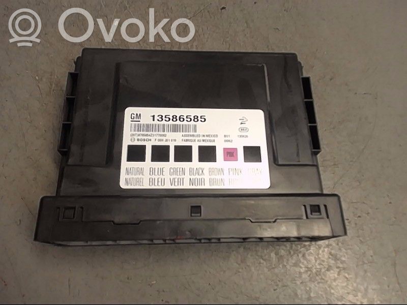 Opel Insignia A Comfort/convenience module 