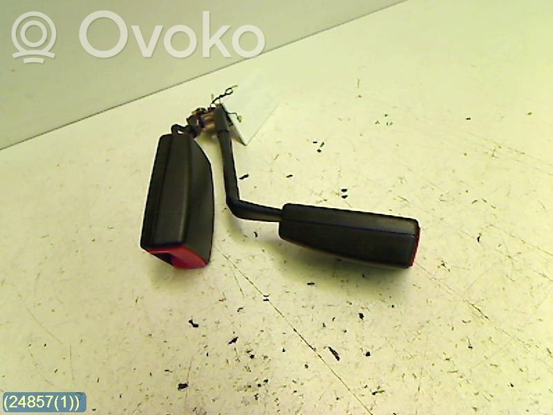 Audi A3 S3 8L Etuistuimen turvavyön solki 