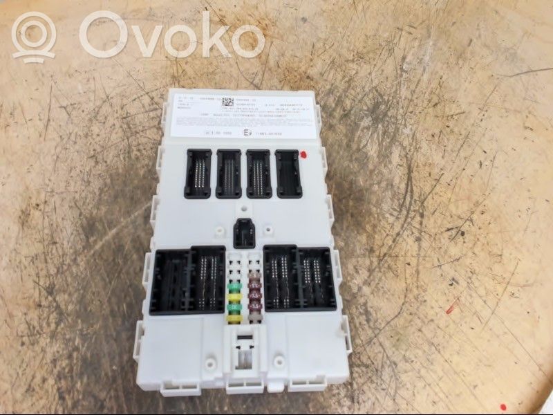 BMW 3 F30 F35 F31 Modulo comfort/convenienza 