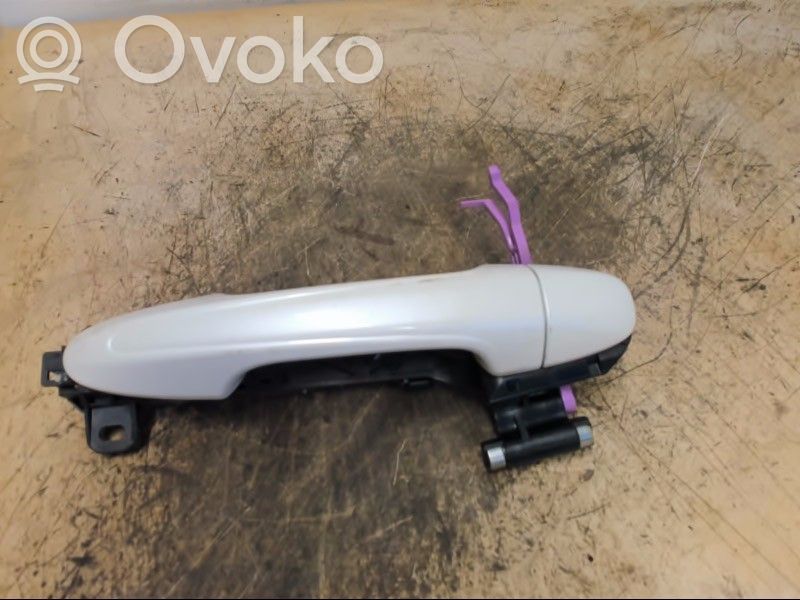 Toyota RAV 4 (XA40) Etuoven ulkokahva 